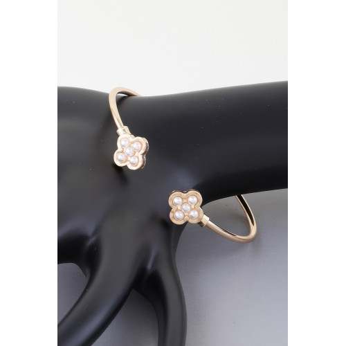 Open Pearled Clover Bracelet - Designer Style - CC-WH2001265