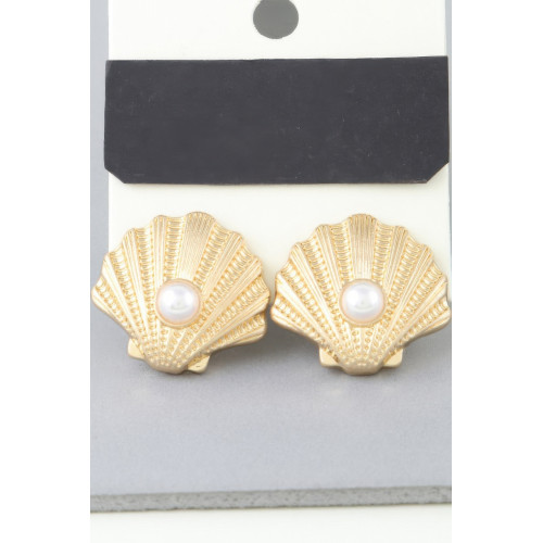 Pearled Clamshell Stud Earrings - Designer Style - CC-WH2000918