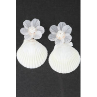 Flower Shell Drop Earrings