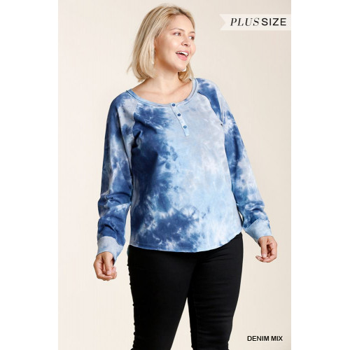 Tie-dye Button Front Long Raglan Sleeve Top With Raw Hem