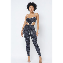 Mesh Print Crop Top With Plastic Chain Halter Neck With Matching Leggings