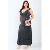 Plus V-neck Sleeveless Maxi Dress