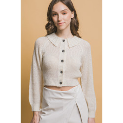 Short collard sweater